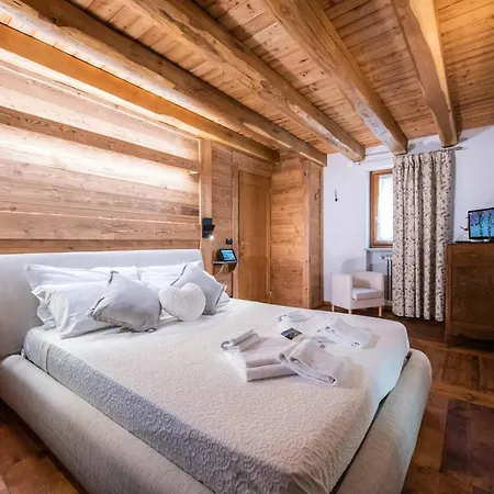 Au Berceau Du Bien-etre 度假居 Chambave