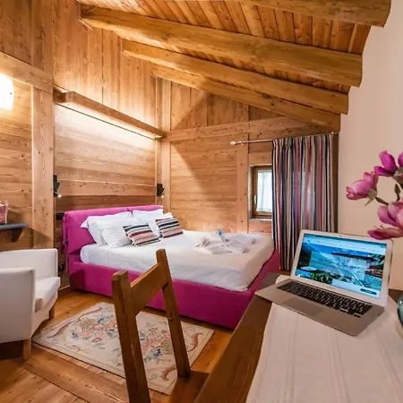 別荘 Au Berceau Du Bien-etre Chambave