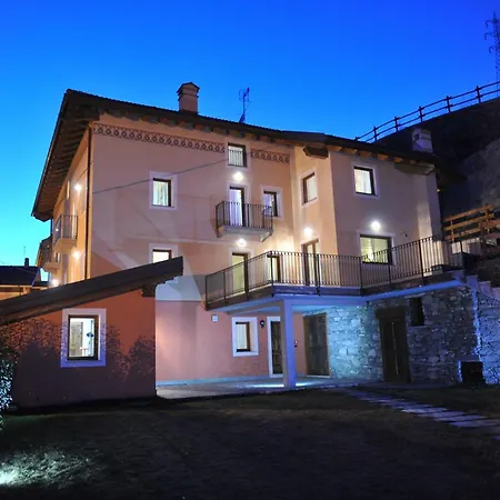 Tatil Evi Au Berceau Du Bien-etre Chambave