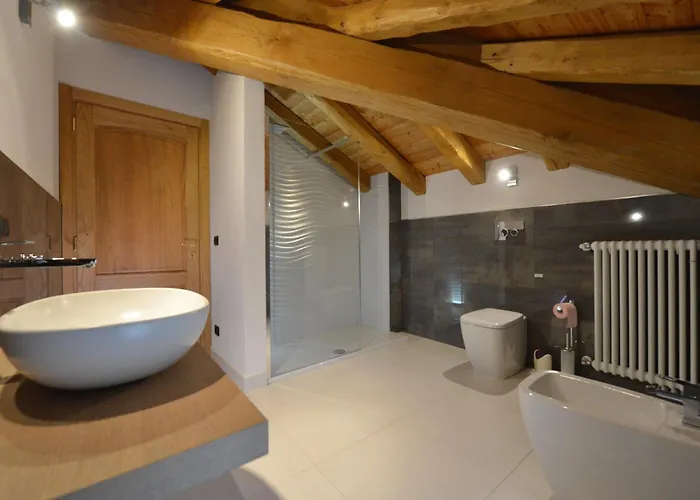 Au Berceau Du Bien-etre Дом отдыха Chambave